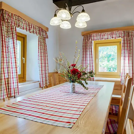 In Near Saualpe Nyaraló