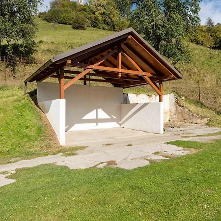 In Near Saualpe Nyaraló